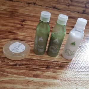 Disney H2O+ Spa Travel Set Sea Salt Shampoo Conditioner Bar Soap 1.25 Fl Oz